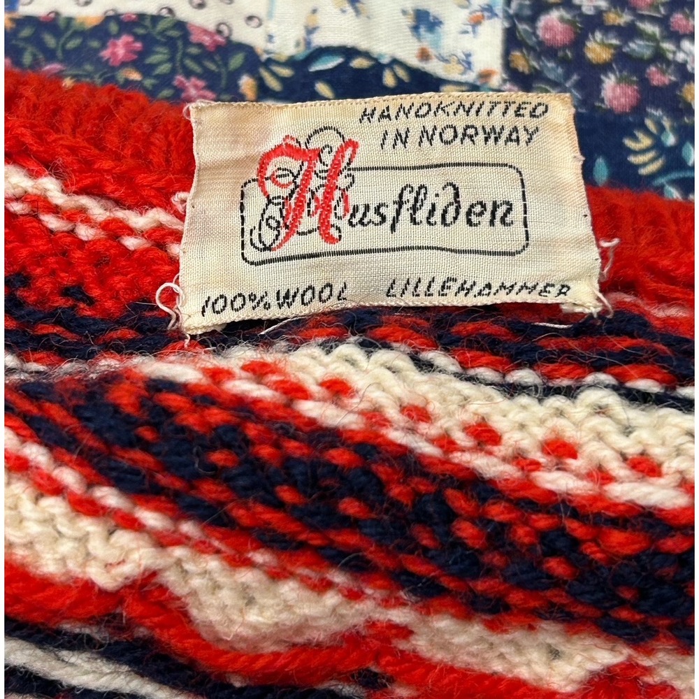 Vintage 1960's Husfliden Lillehammer Red Knit Wool‎ Sweater Made in Norway - Picture 3 of 11